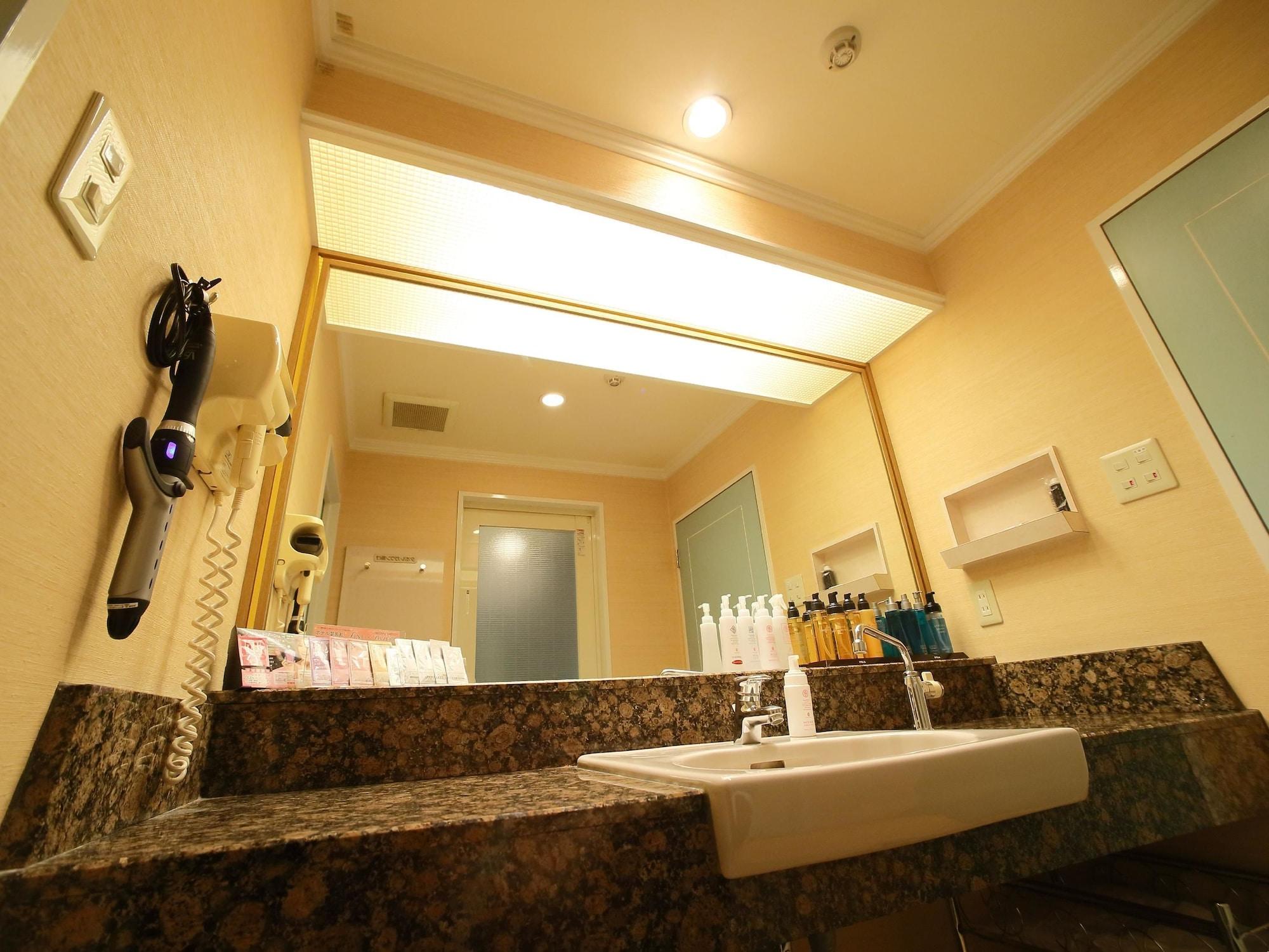 Hotel Fine Garden Matsuzaka II (Adults Only) Matsusaka Exterior foto